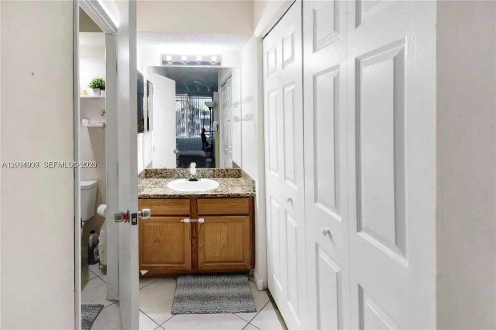 831 Lyons Rd #23101 Coconut Creek, FL 33063
