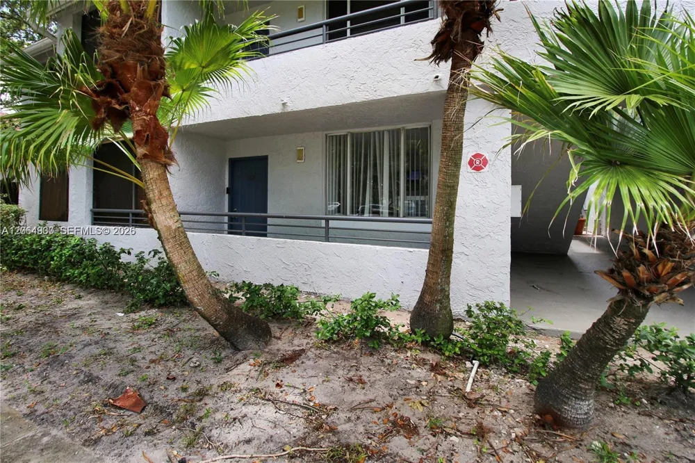 831 Lyons Rd #23101 Coconut Creek, FL 33063