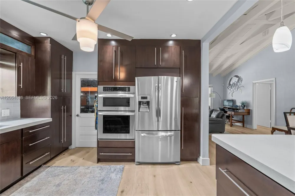 810 Venetia Ave Coral Gables, FL 33134