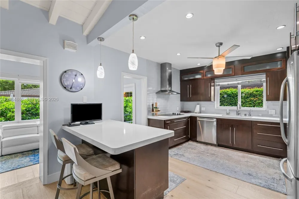 810 Venetia Ave Coral Gables, FL 33134