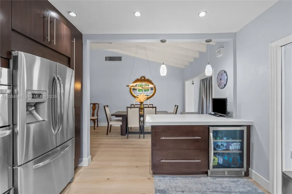 810 Venetia Ave Coral Gables, FL 33134