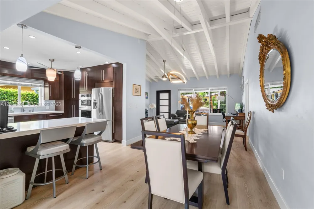 810 Venetia Ave Coral Gables, FL 33134