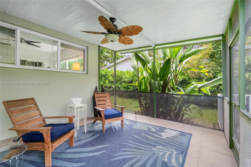 810 Venetia Ave Coral Gables, FL 33134