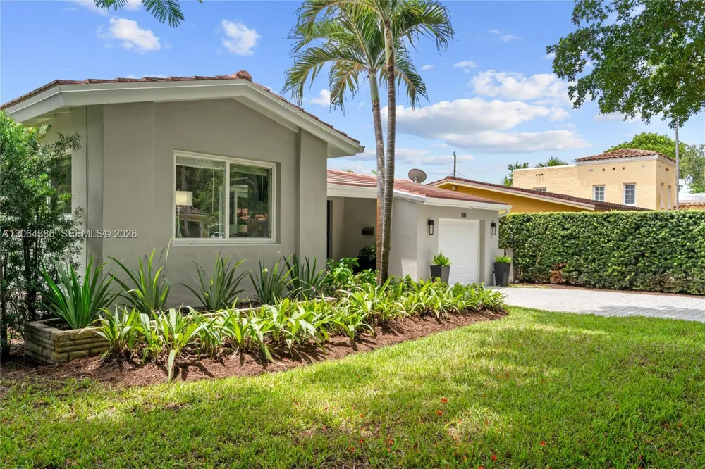 810 Venetia Ave Coral Gables, FL 33134