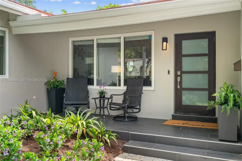 810 Venetia Ave Coral Gables, FL 33134