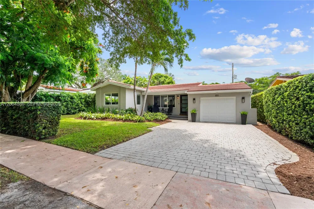 810 Venetia Ave Coral Gables, FL 33134