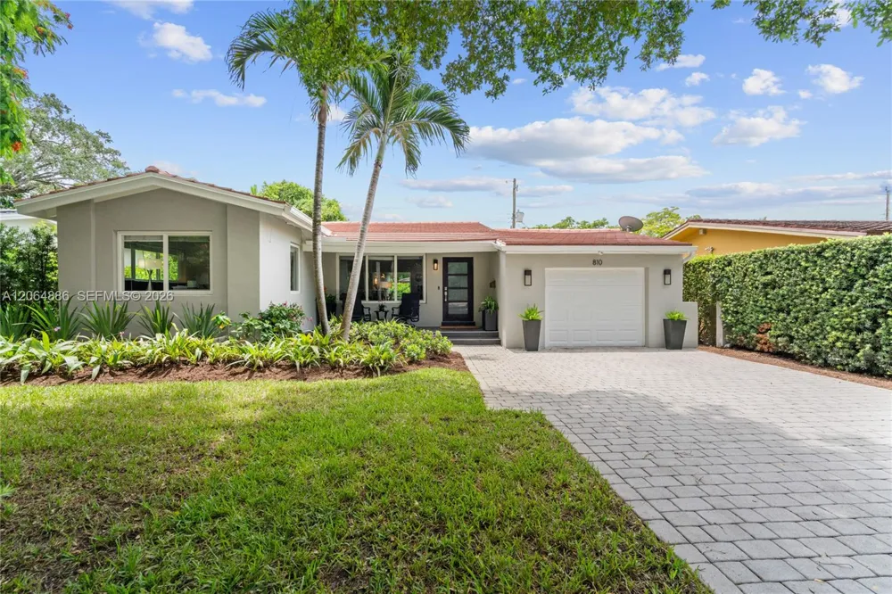 810 Venetia Ave Coral Gables, FL 33134