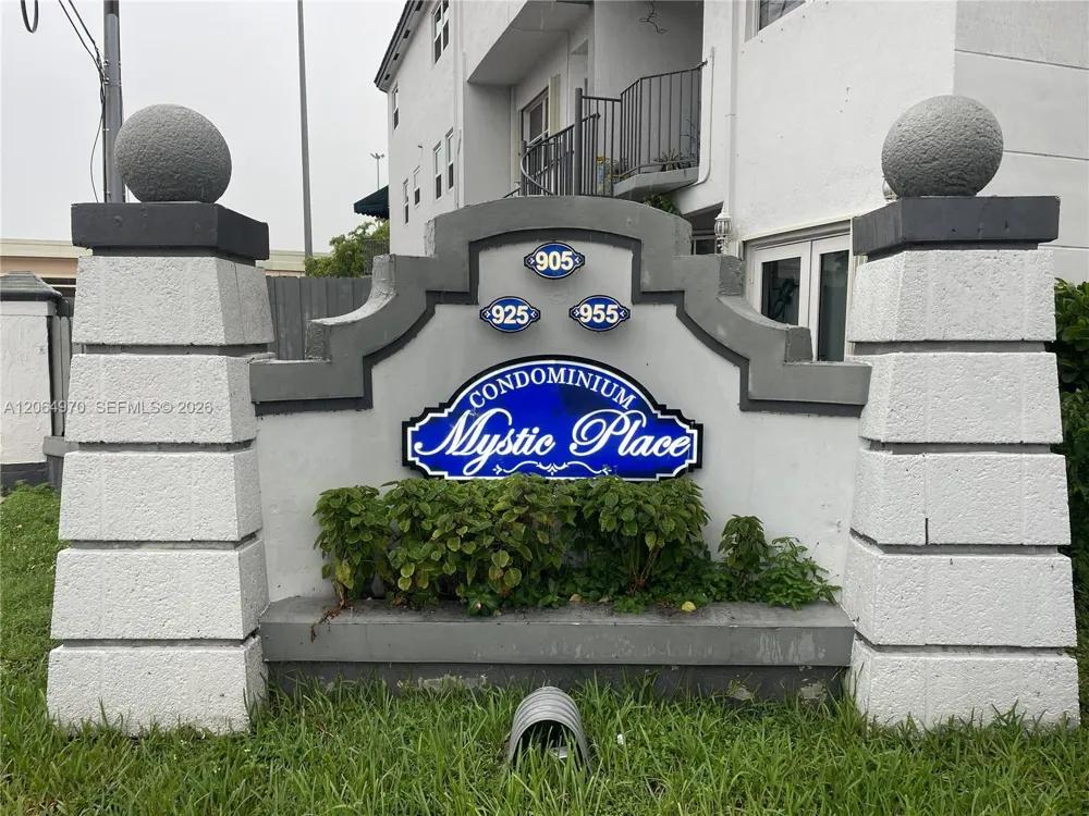 905 NW 82nd Ave #111-B Miami, FL 33126