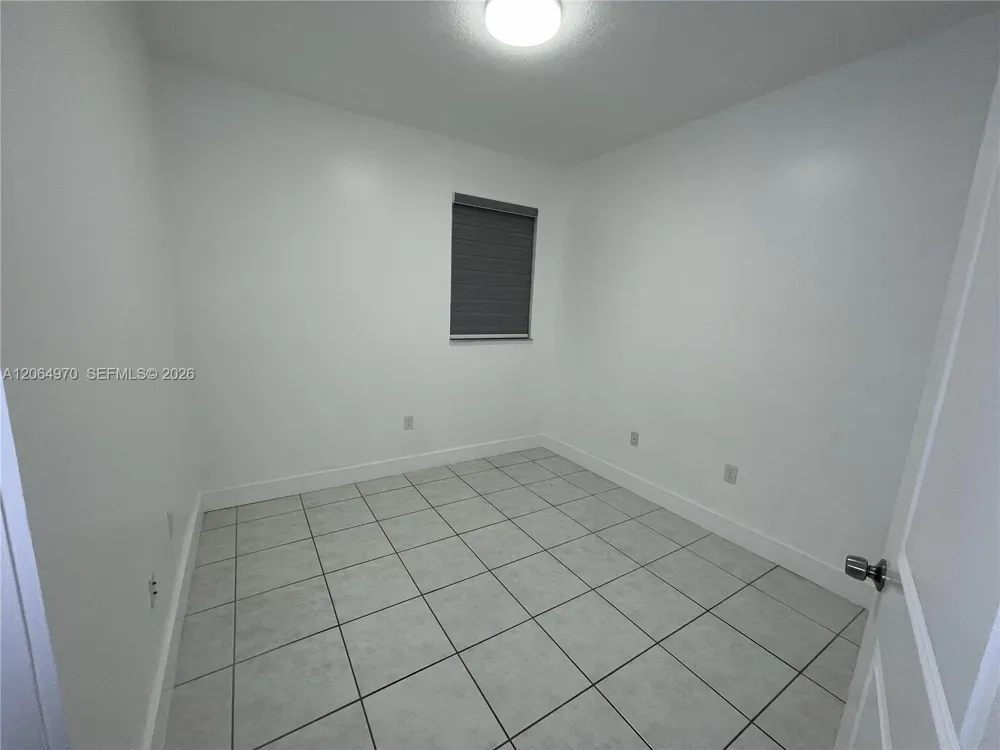 905 NW 82nd Ave #111-B Miami, FL 33126
