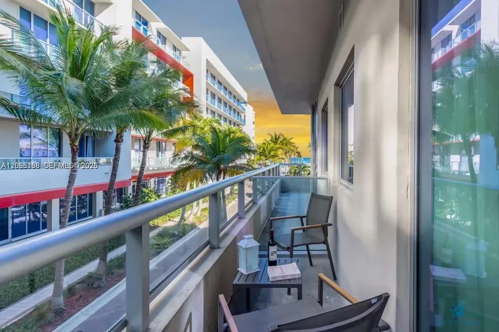 777 Ocean Dr #S411 Hollywood, FL 33019