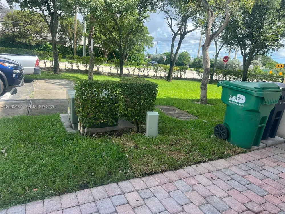 13211 SW 127th Ct Miami, FL 33186