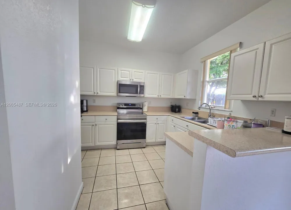 13211 SW 127th Ct Miami, FL 33186