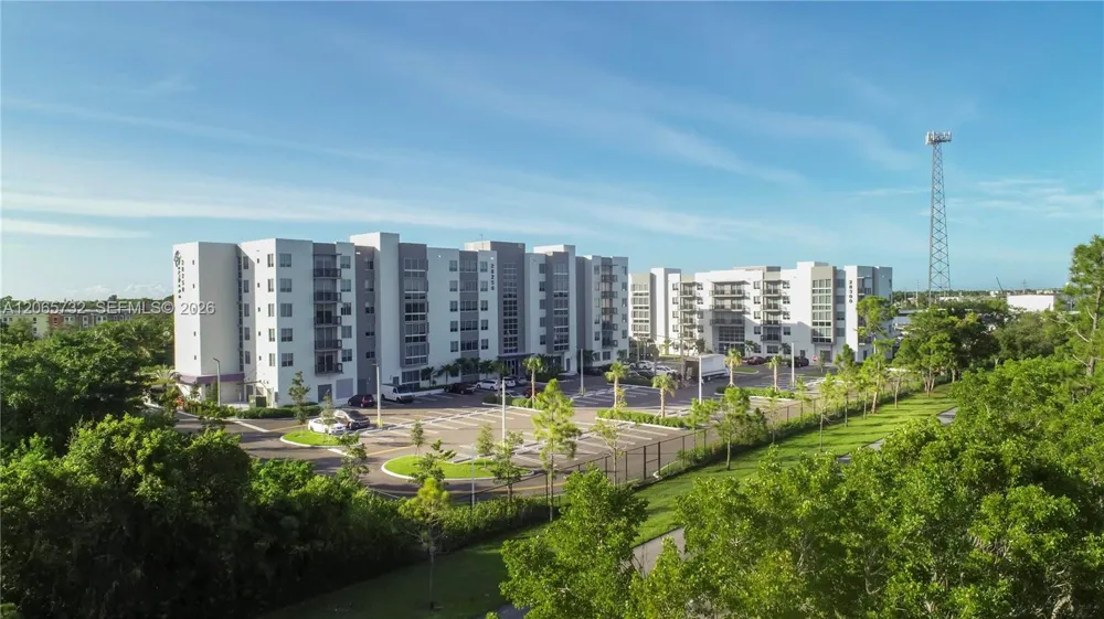 28250 S Dixie Hwy #603 Homestead, FL 33033
