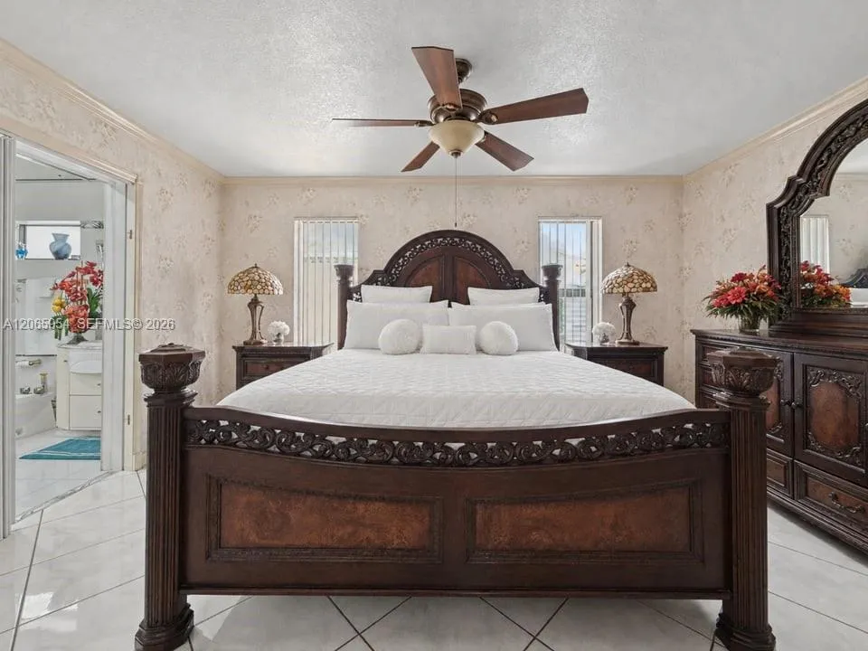 7961 W 6th Ave Hialeah, FL 33014