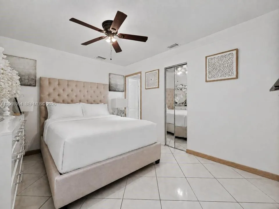 7961 W 6th Ave Hialeah, FL 33014