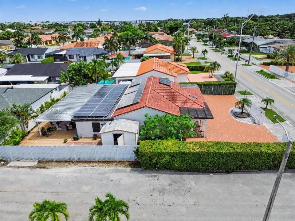 7961 W 6th Ave Hialeah, FL 33014