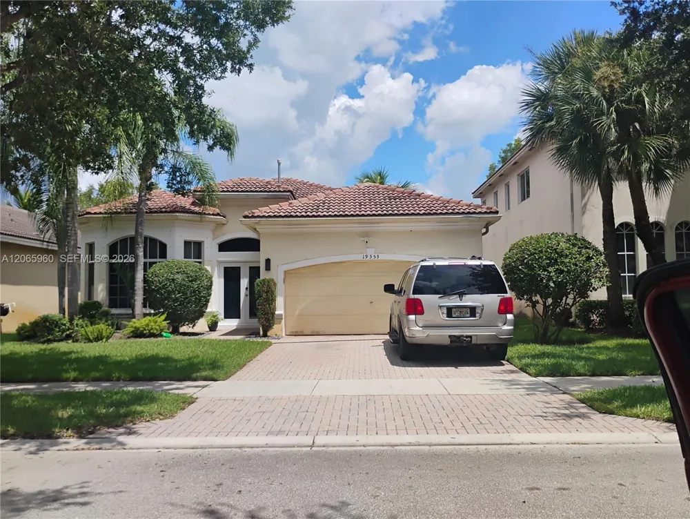 19353 SW 60th Ct Pembroke Pines, FL 33332