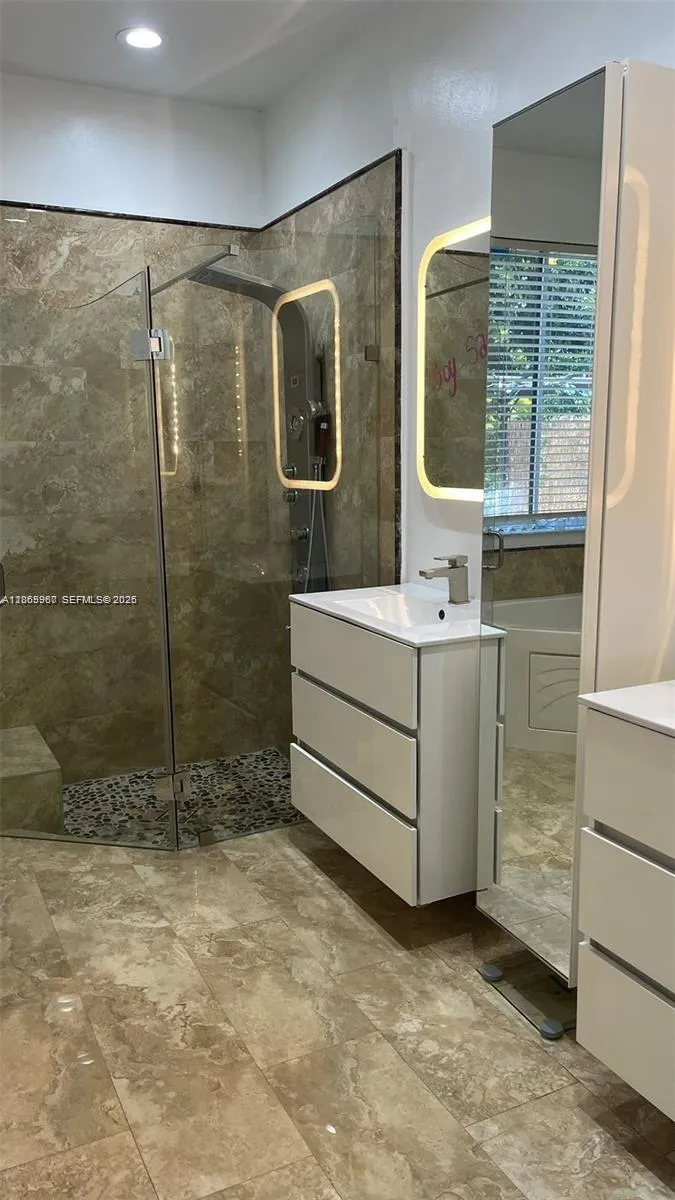 19353 SW 60th Ct Pembroke Pines, FL 33332