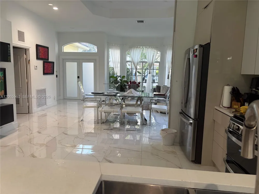 19353 SW 60th Ct Pembroke Pines, FL 33332