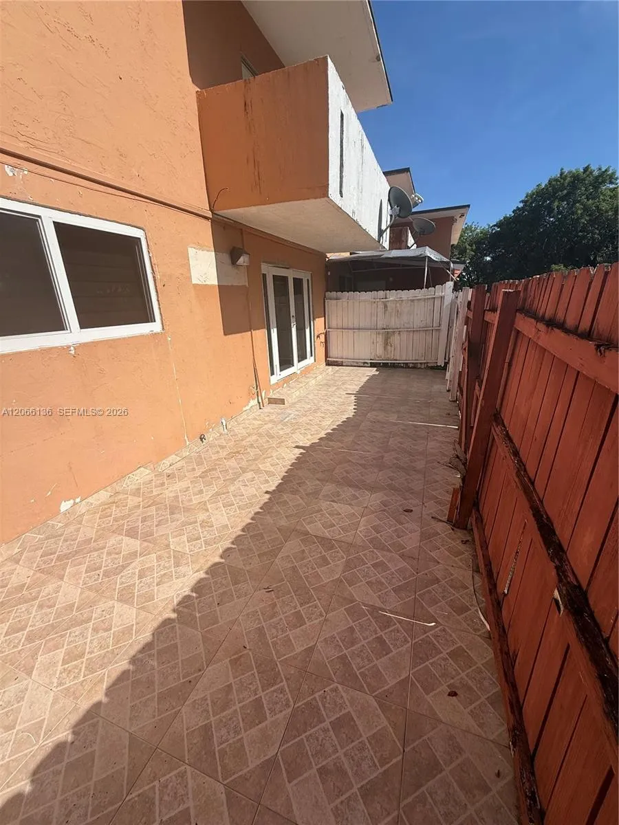 9760 SW 184th St #3C Cutler Bay, FL 33157