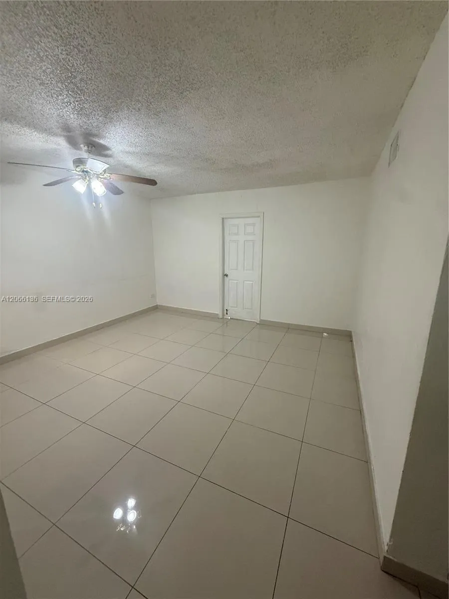 9760 SW 184th St #3C Cutler Bay, FL 33157