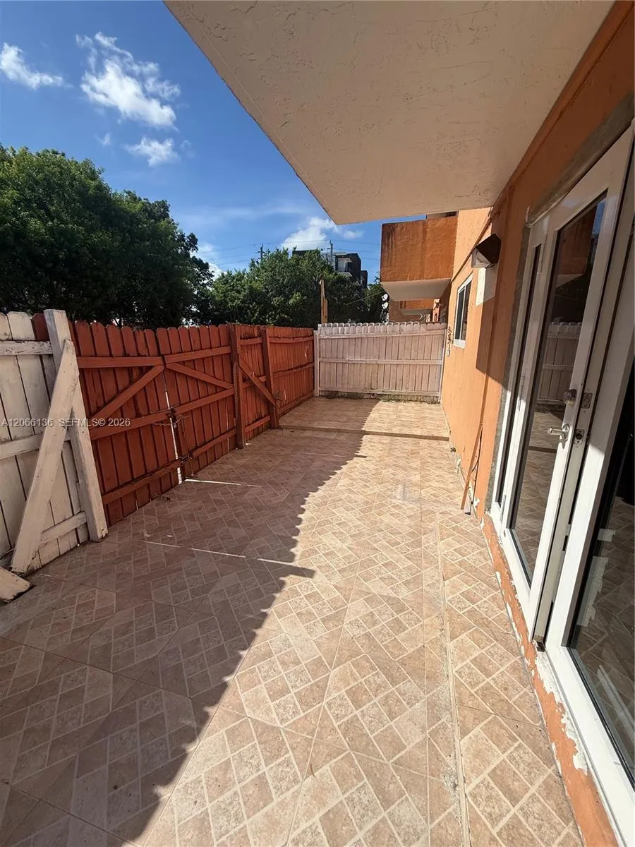 9760 SW 184th St #3C Cutler Bay, FL 33157