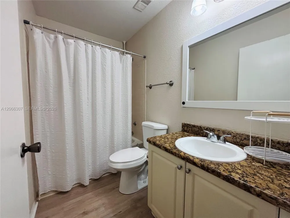 2550 N Alafaya Trail #12203 Orlando, FL 32826