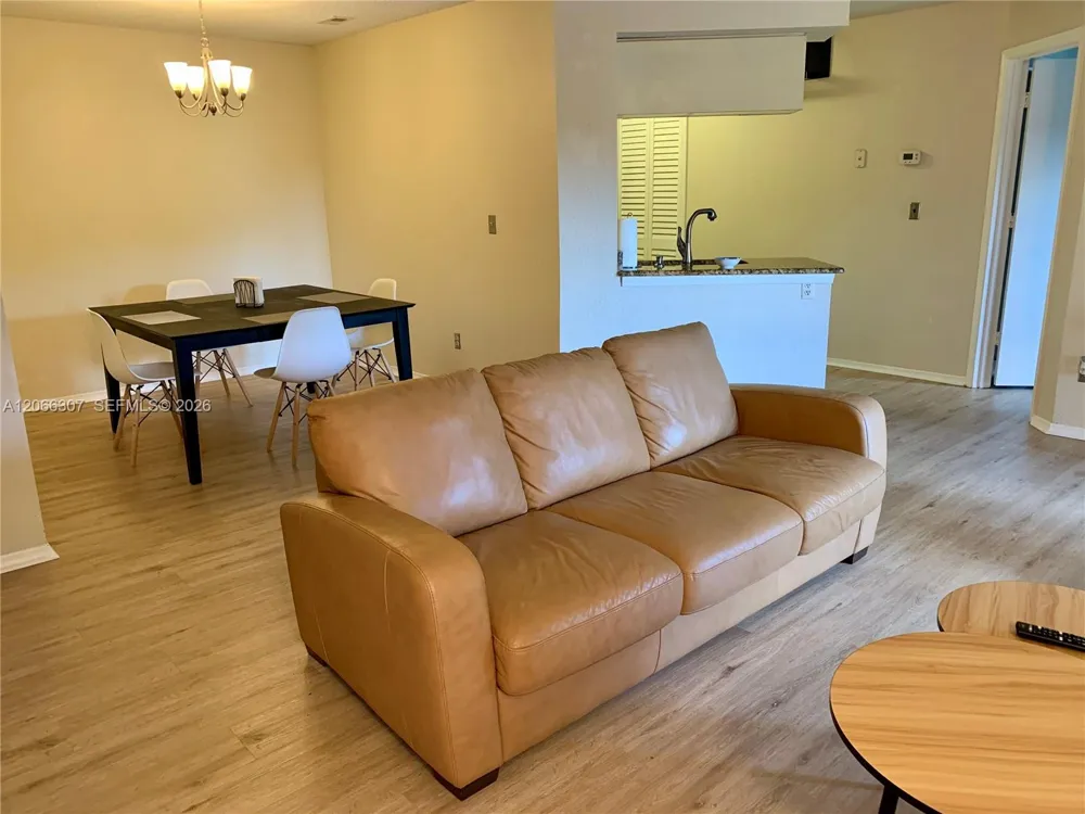 2550 N Alafaya Trail #12203 Orlando, FL 32826