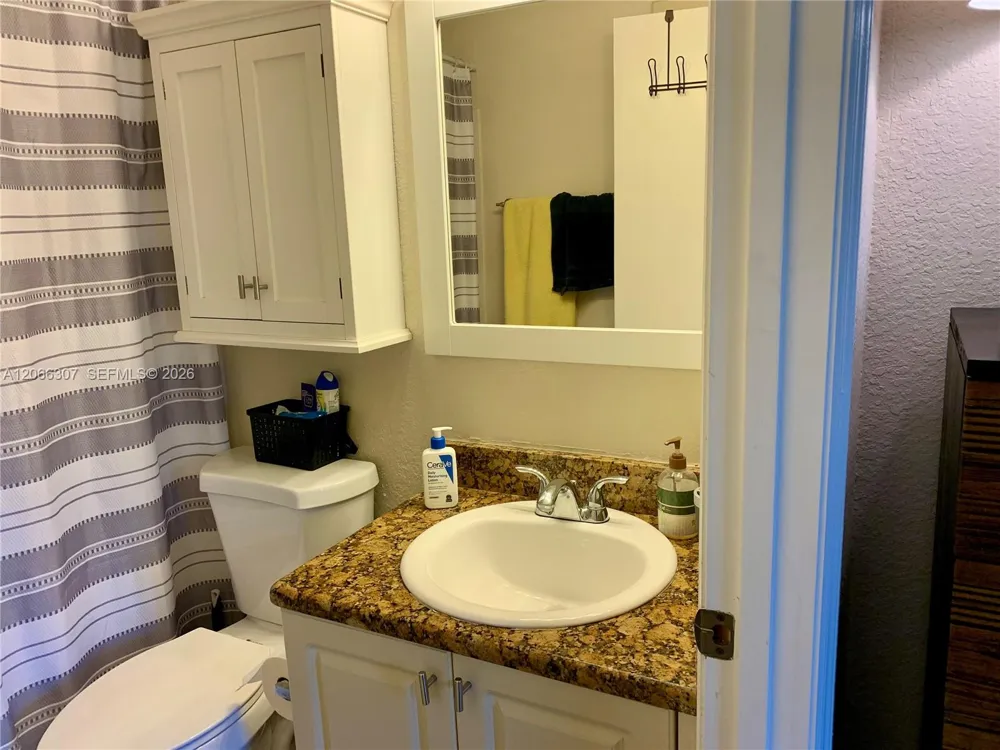 2550 N Alafaya Trail #12203 Orlando, FL 32826