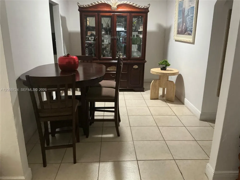 1855 NW 32nd St Miami, FL 33142