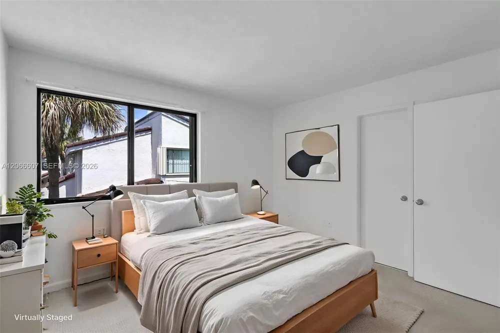 860 NW 106th Ave #3B3-5 Miami, FL 33172
