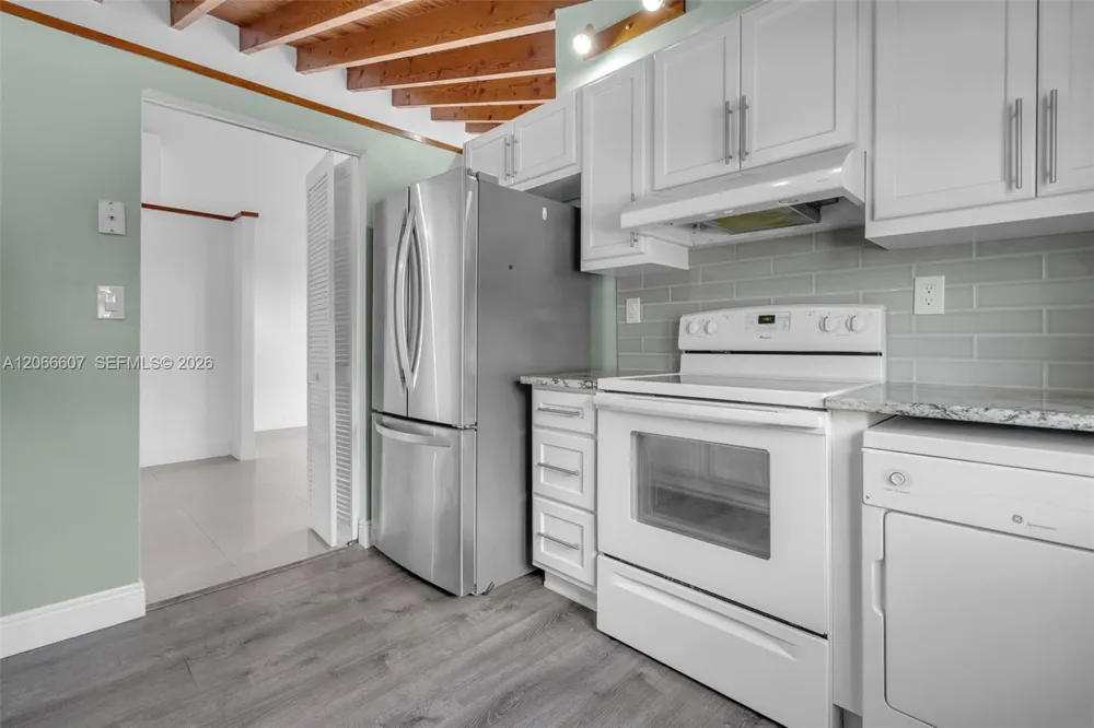 860 NW 106th Ave #3B3-5 Miami, FL 33172