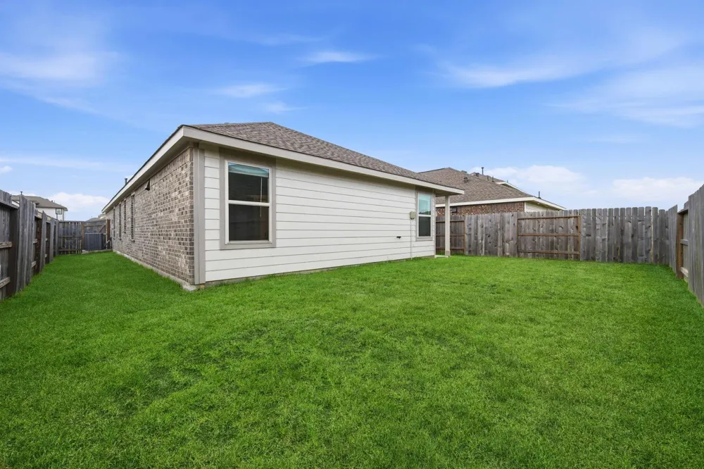20840 Cropani Shadow Drive New Caney, TX 77357