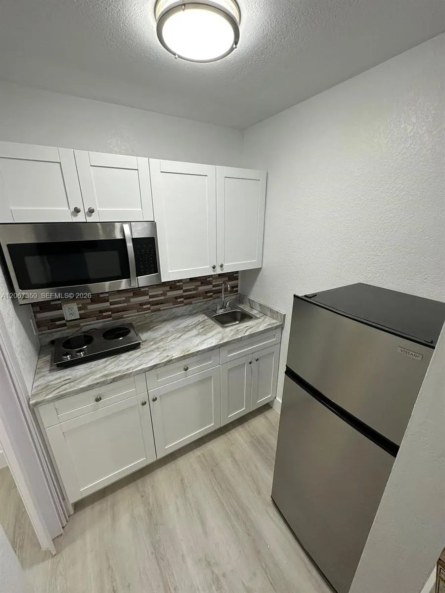 20926 SW 124th Ave Rd Miami, FL 33177