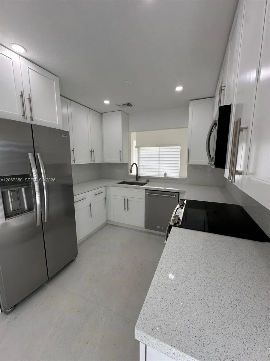 20926 SW 124th Ave Rd Miami, FL 33177
