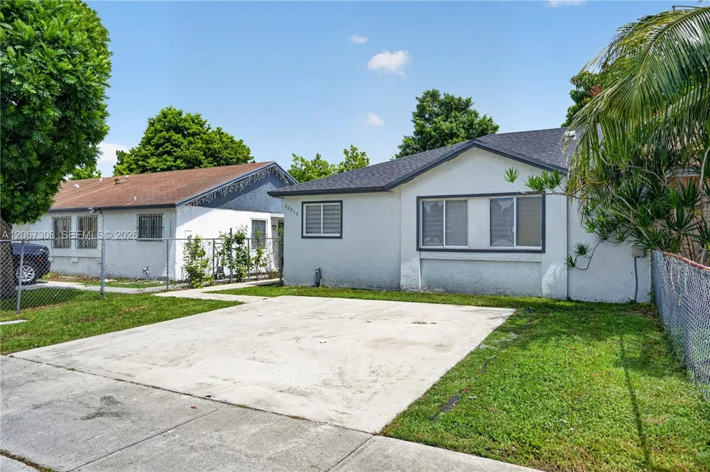 12219 SW 198th Ter Miami, FL 33177