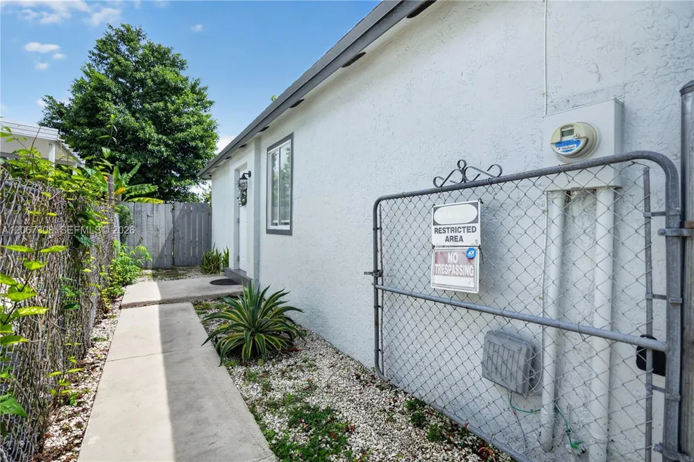 12219 SW 198th Ter Miami, FL 33177