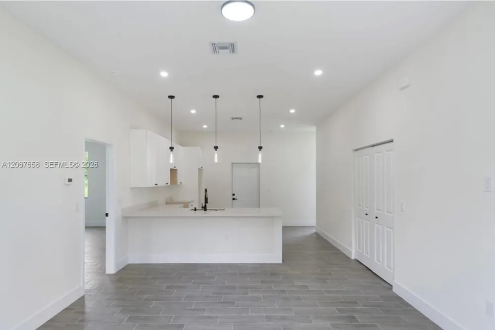 710 Peacock Ave Lehigh Acres, FL 33974