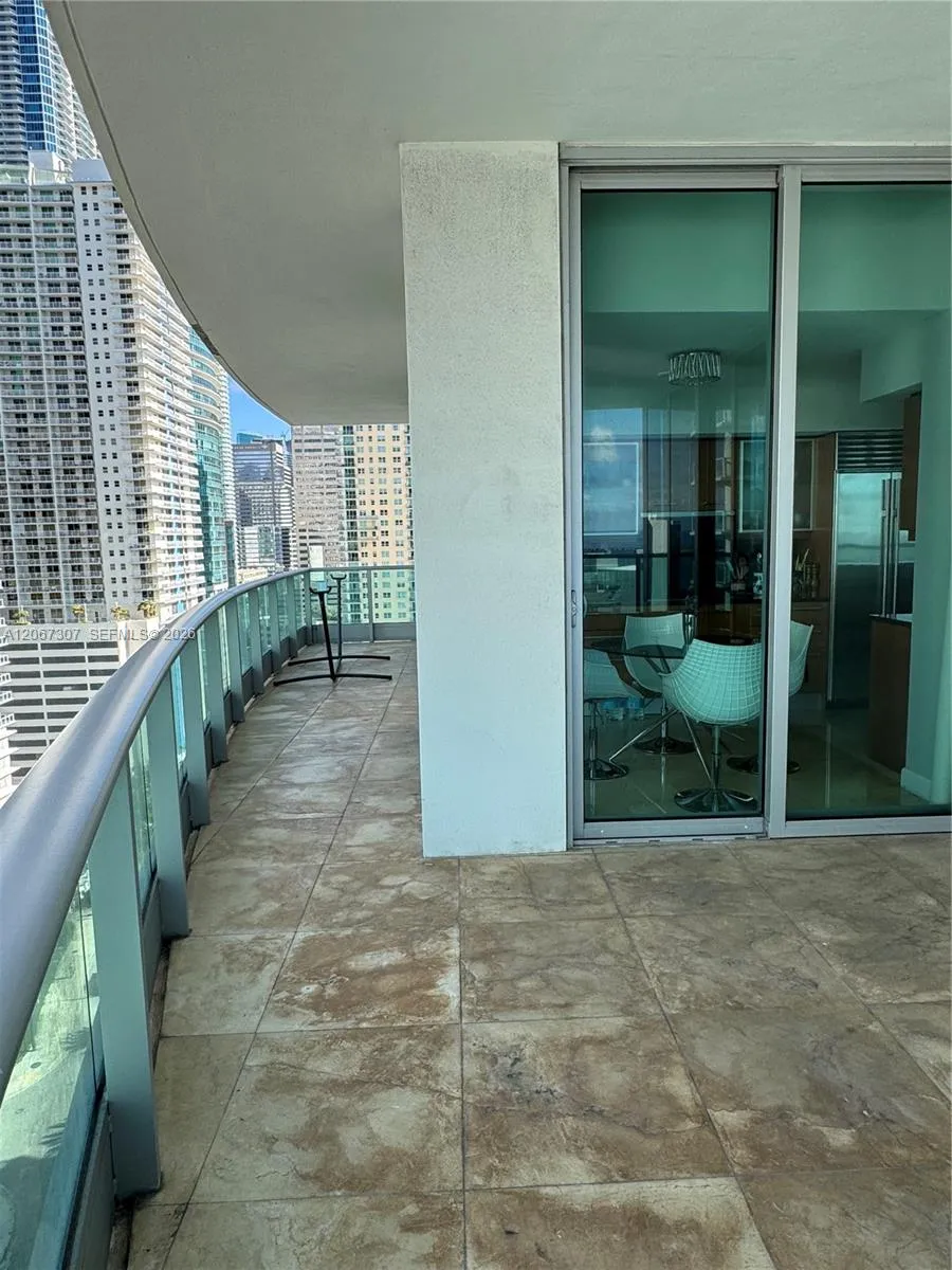 1331 Brickell Bay Dr #1708 Miami, FL 33131