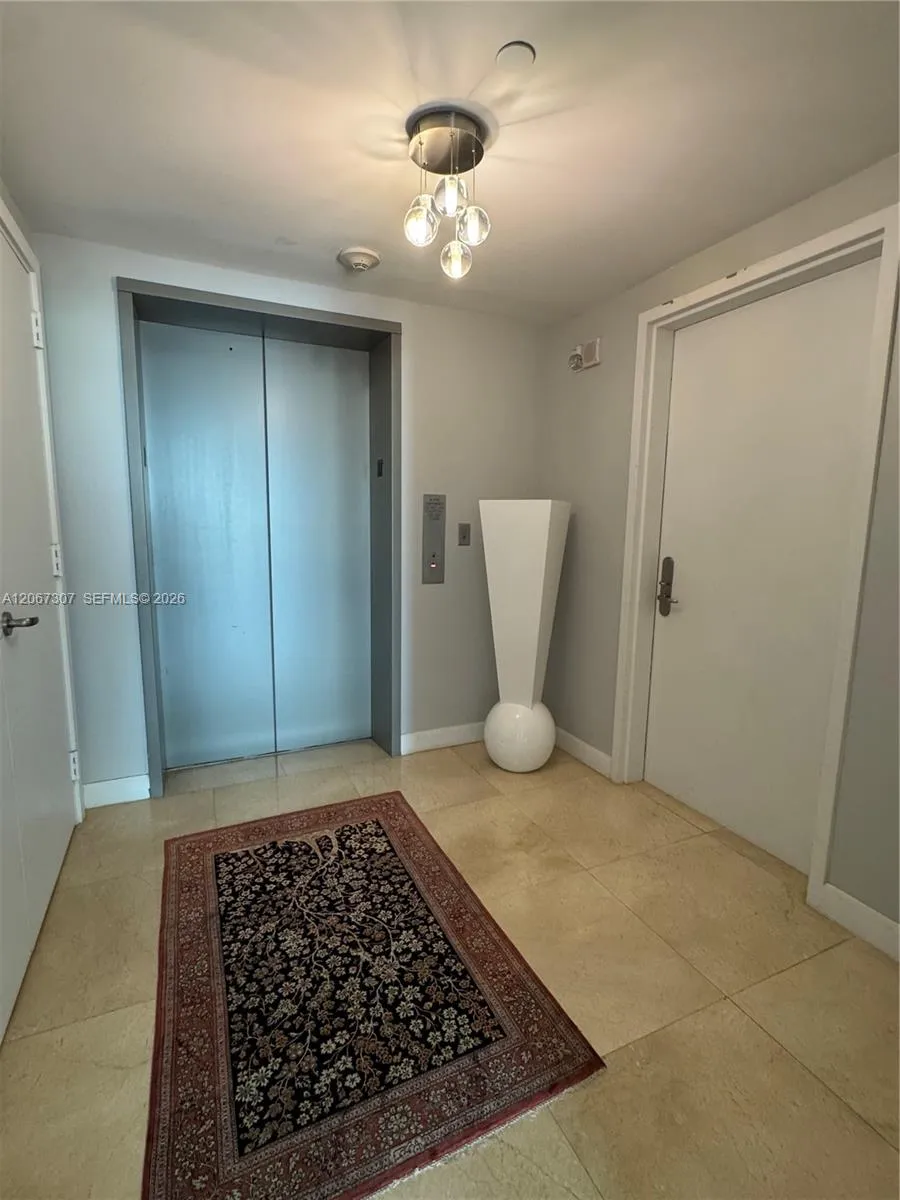 1331 Brickell Bay Dr #1708 Miami, FL 33131