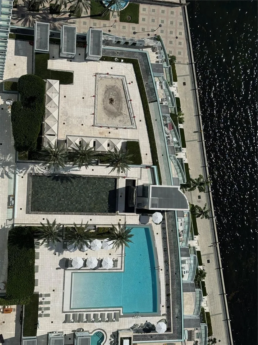 1331 Brickell Bay Dr #1708 Miami, FL 33131