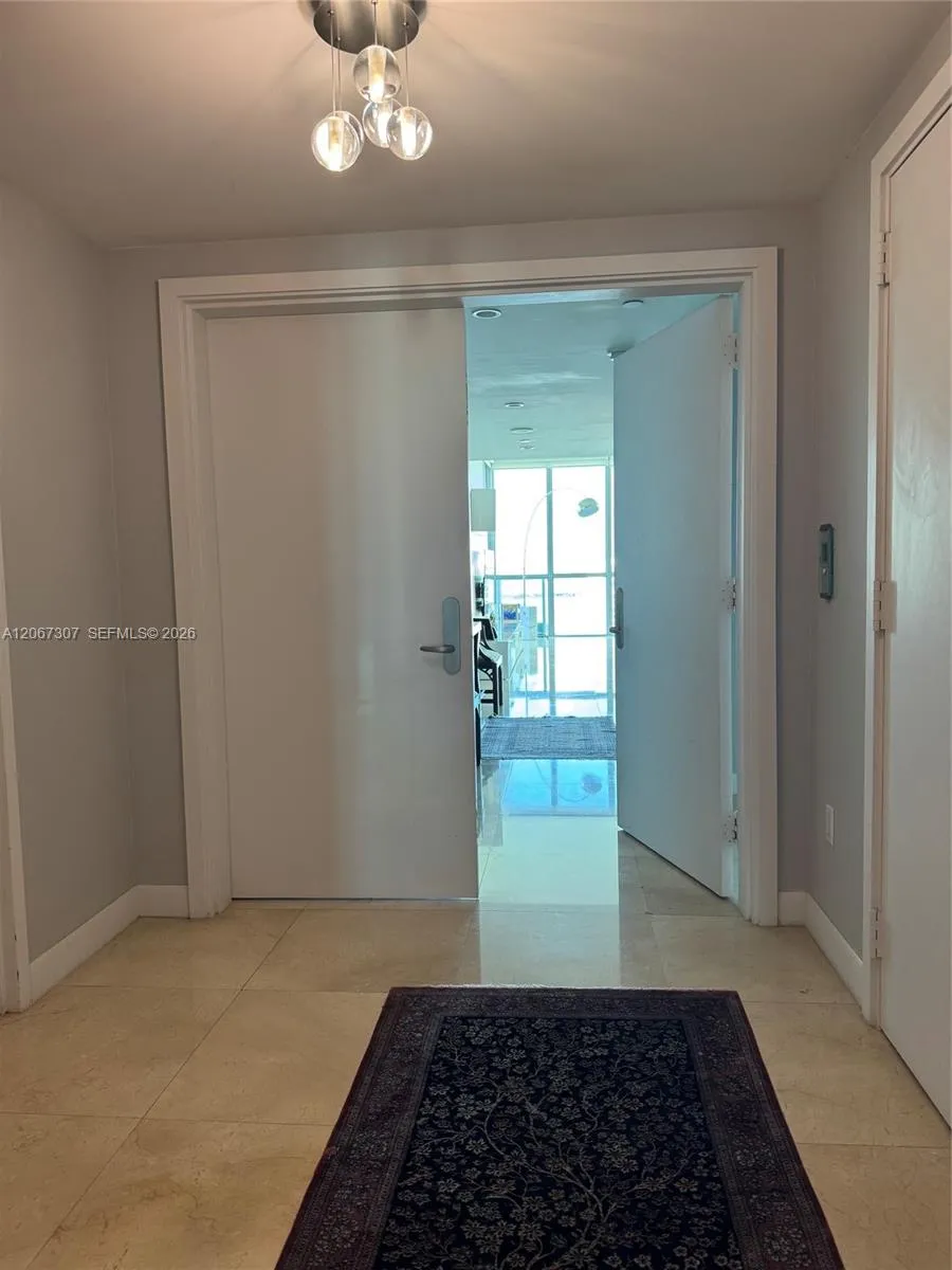 1331 Brickell Bay Dr #1708 Miami, FL 33131