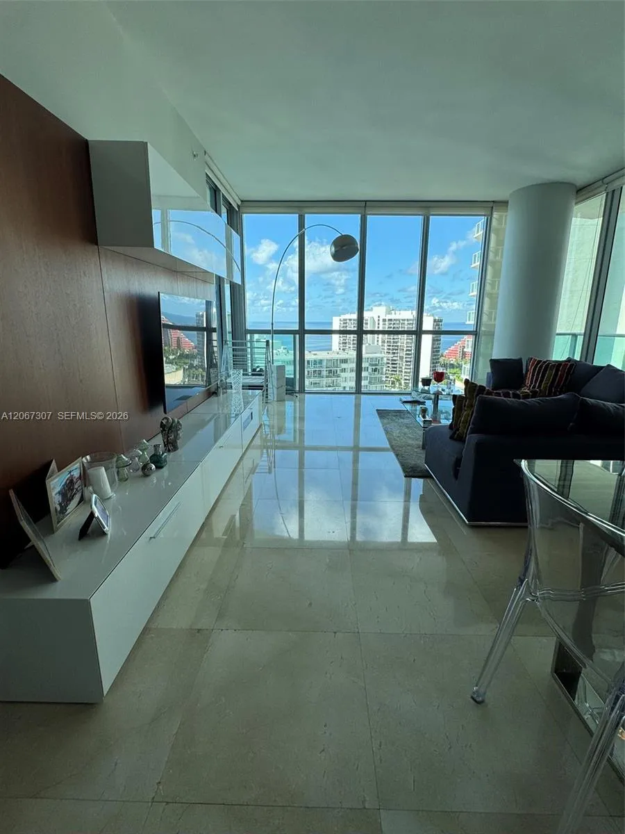 1331 Brickell Bay Dr #1708 Miami, FL 33131