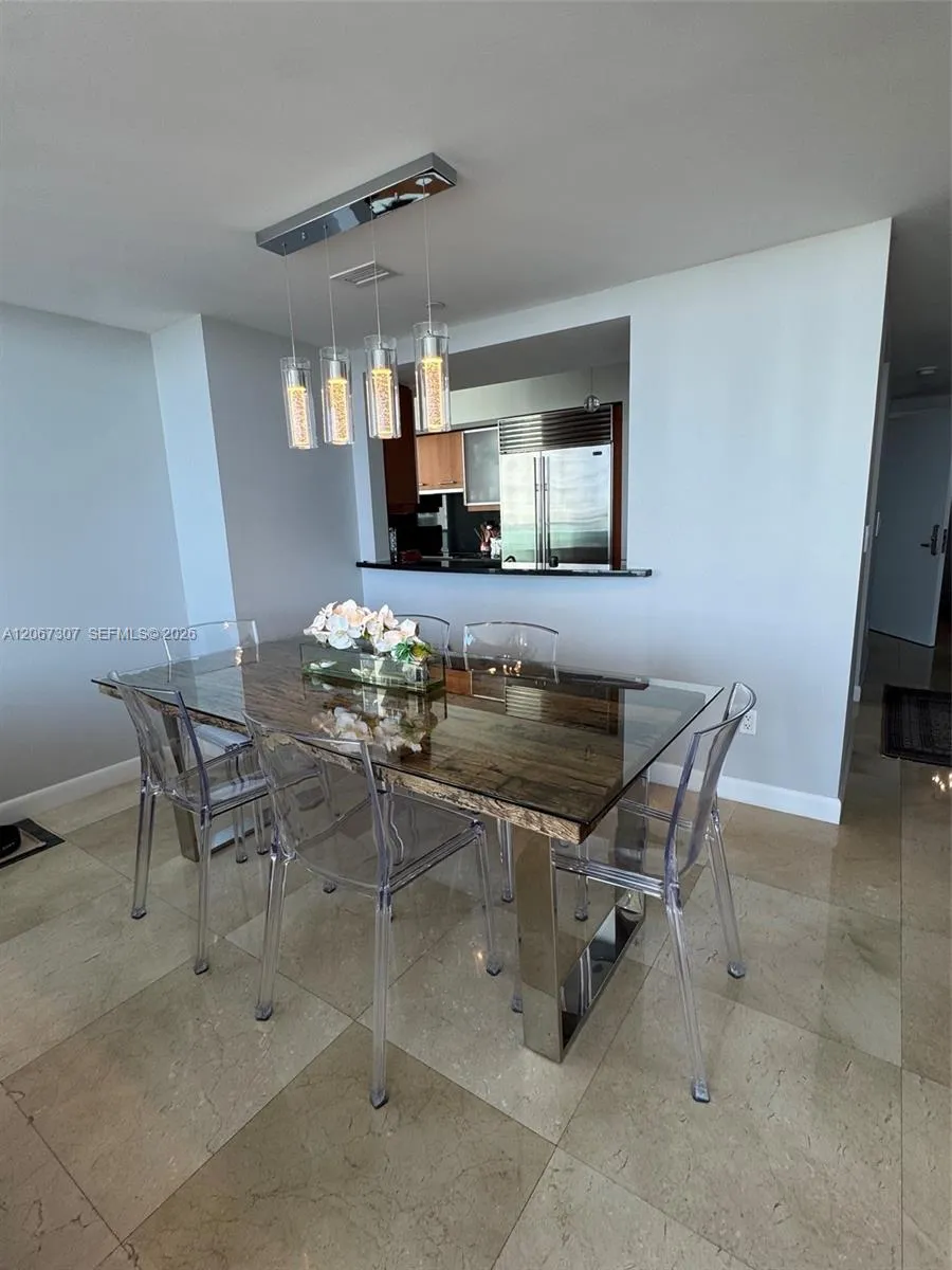 1331 Brickell Bay Dr #1708 Miami, FL 33131
