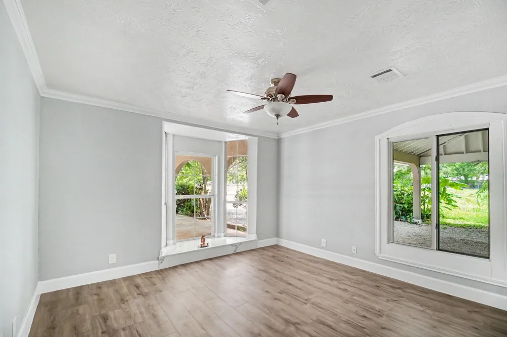 104 Virginia Street South Houston, TX 77587