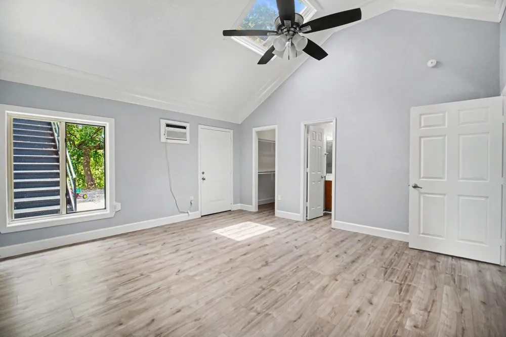 104 Virginia Street South Houston, TX 77587