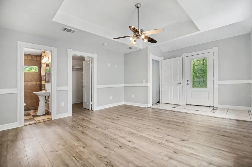 104 Virginia Street South Houston, TX 77587