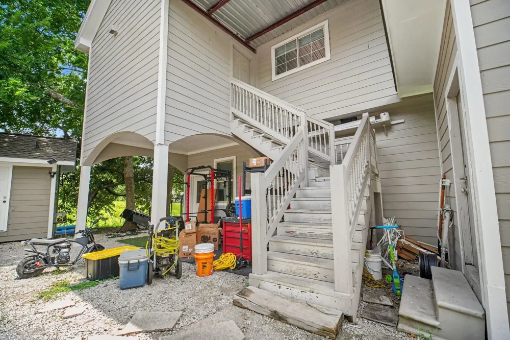 104 Virginia Street South Houston, TX 77587