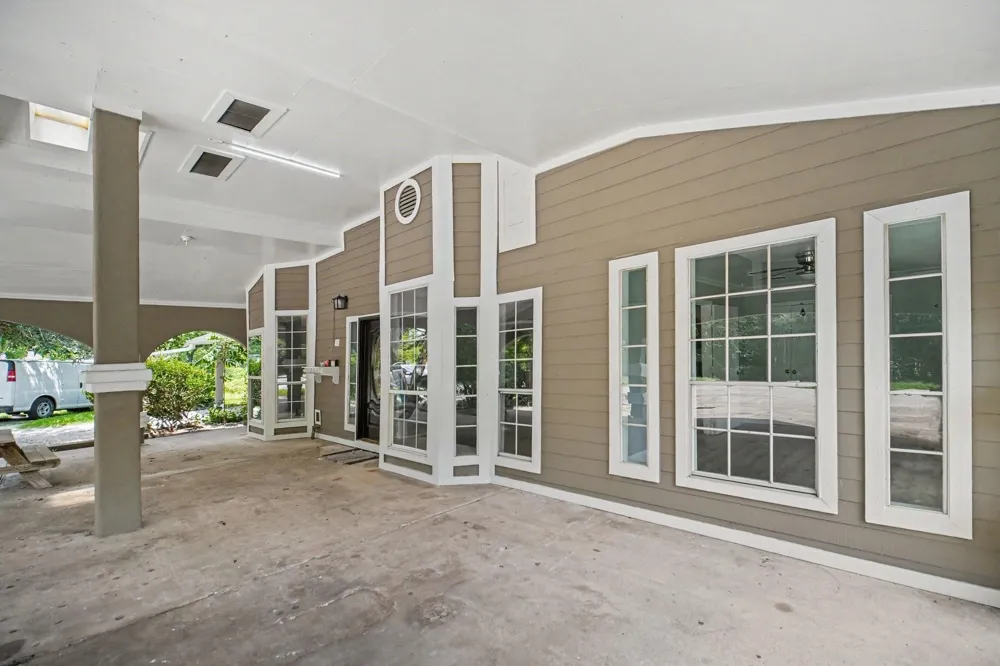 104 Virginia Street South Houston, TX 77587