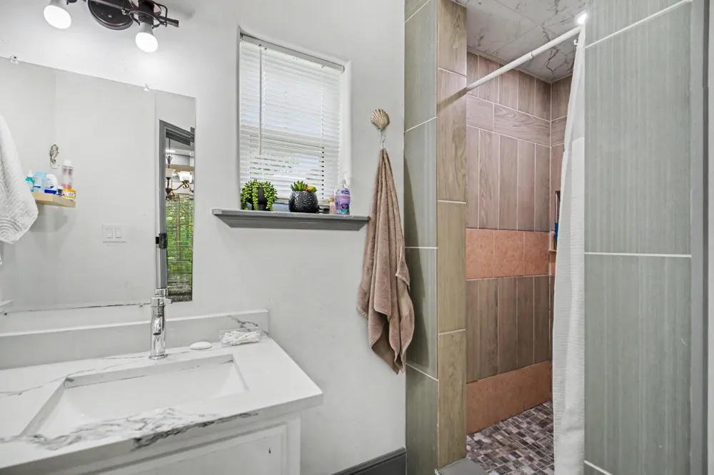 104 Virginia Street South Houston, TX 77587